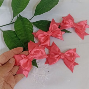 Lazo de cinta de raso rosa 3 piezas Arcos listos para usar Arco de artesanía Arco de Navidad Arco de boda Lazo de pelo rosa Lazos autoadhesivos rosa Lazos rosa bebé 8 cm imagen 8