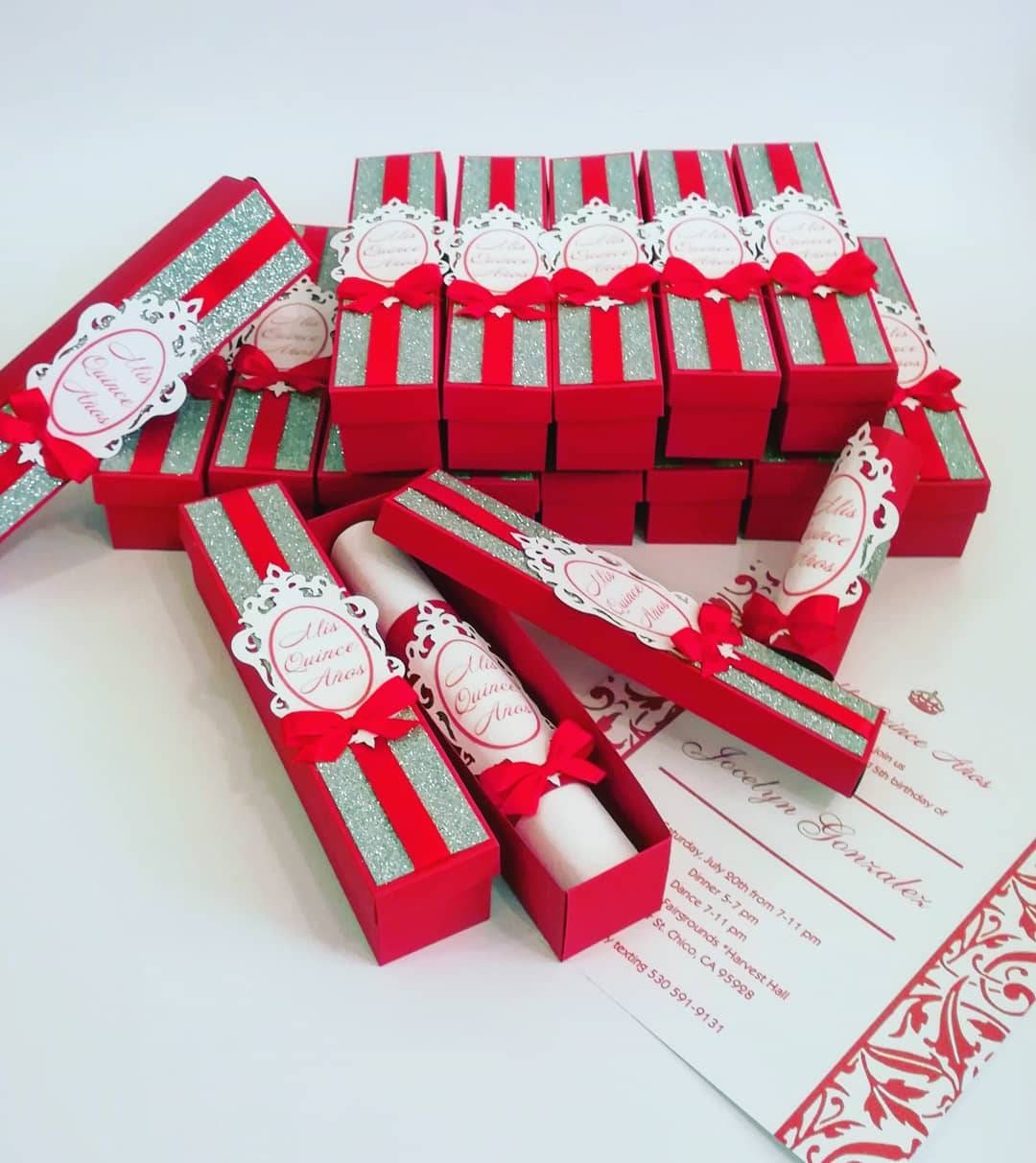 Invitations rouges avec paillettes argentées Faites défiler Etsy