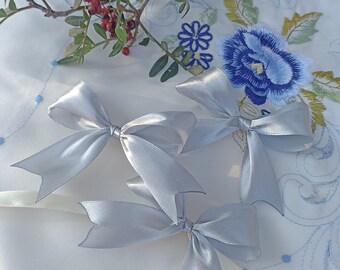 Silver bows Satin Ribbon Bow Ready Made bows Crafts Bow Christmas Bow Wedding Bow rose gold Hair bow grey Self Adhesive bows Bows 8 cm