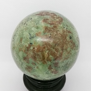 Esfera de jaspe terrestre verde