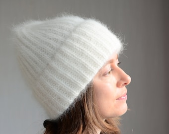 white fuzzy beanie