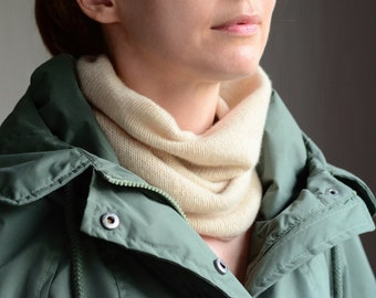 Cashmere neck warmer, beige snood, cashmere neck gaiter, hand knit scarf for men and women