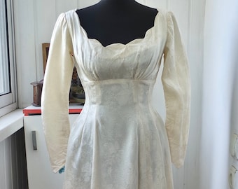 1960s Wedding Dress, Floral Damask Jacquard | Simple Wedding Gown | Princess Ball Gown Prom Dress | 50s 60s Formal Dress, Size XS