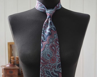 60s 70s Blue Paisley Tie | 1960s Necktie | Wide Necktie | Hippie Mod Tie