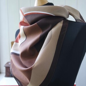 1970s Abstract Colorblock Scarf Large Square Scarf Beige Brown Silk Scarf Art Silk Kerchief zdjęcie 4