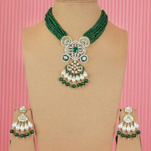 Victorian Style Kundan and Pearl Necklace with Earrings-Green Beaded Necklace-Indian Jewelry-Pakistani Jewelry-Sabyasachi-Green White Set