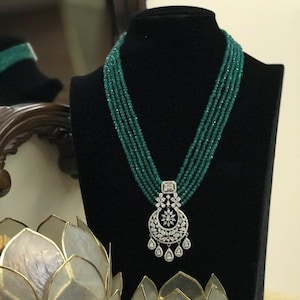Green Long Victorian Style Necklace-Indian Jewelry-Pakistani Jewelry-Indian Long Necklace-Green Beaded Necklace-Sabyasachi Jewellery-Punjabi