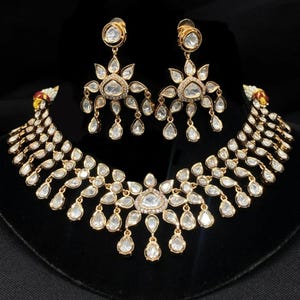 Conjunto de collar y pendientes Kundan Polki - Moissanite Polki - Gargantilla victoriana - Joyería india - Joyería pakistaní - Conjunto tradicional