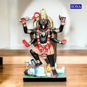 Natürliche schwarze Marmor Stein Maha Kali Maa Statue, Maa Kali Statue, Göttin Kali, Gottheit Hindu Göttin, Shyama, Kalika, Wicca, Göttin Mahakali