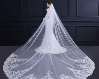 3.5 Meters Ivory Elegant Cathedral Bridal Wedding Veil,Long Lace Veil With Comb,With Lace Edge Around