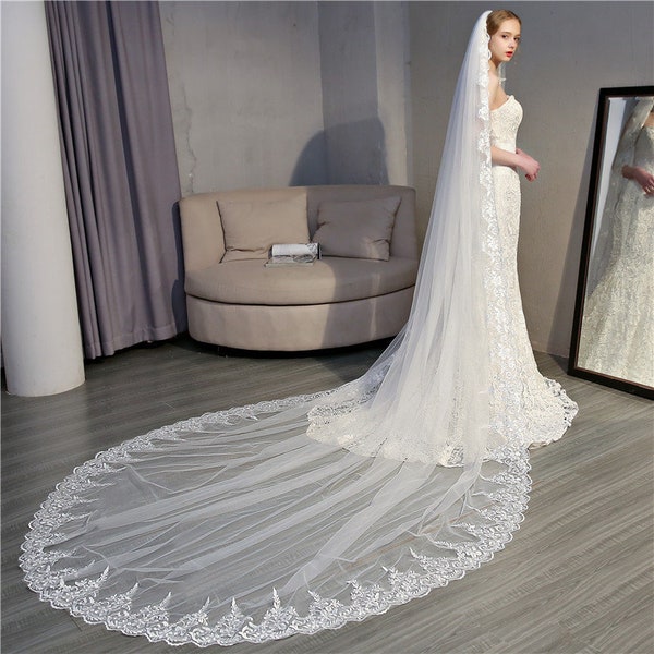 3.5 Meters Ivory Elegant Cathedral Bridal Wedding Veil,Long Lace Veil With Comb,With Lace Edge Around