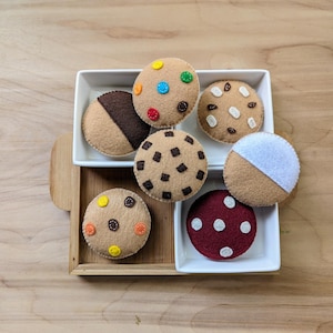 Seven different variety of handmade felt cookie pack | Pretend play food