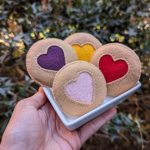 Handmade felt sugar cookies/Set of 4 pretend play food toys