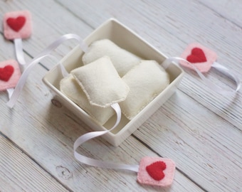 Handmade play felt tea bags/Set of 4 tea bags