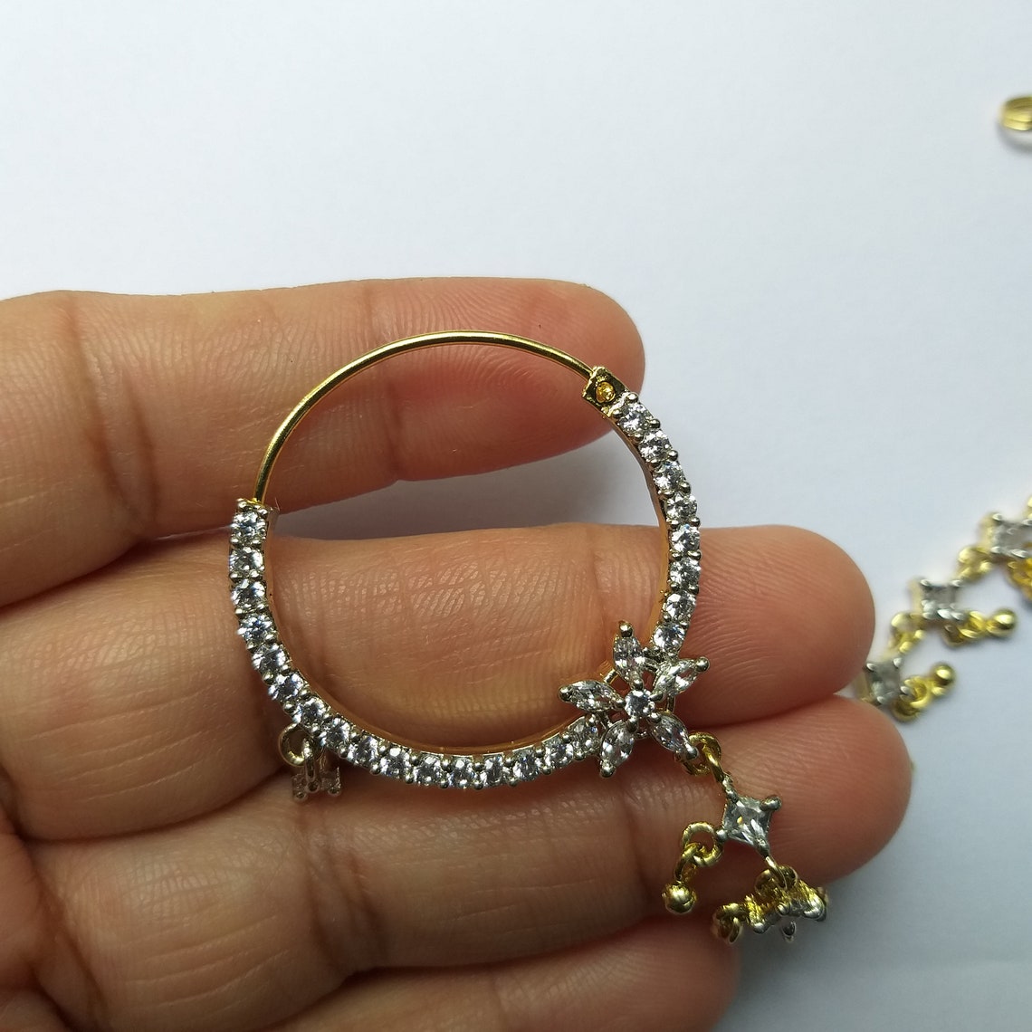 Fake Nasenring Mit Kette - Vergoldet Mit Strass Ohne Piercing