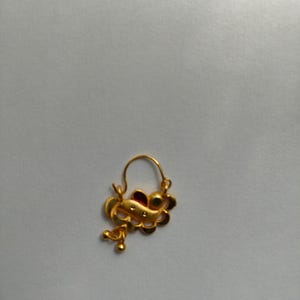 Nath indio bañado en oro: anillo de nariz nupcial (lado izquierdo)