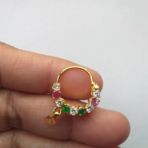 Anillo de nariz indio de cristal bañado en oro: Nath nupcial, lado izquierdo