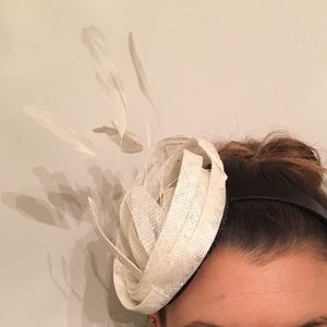 White fascinator with feathers (ODETTE) available in different colours
