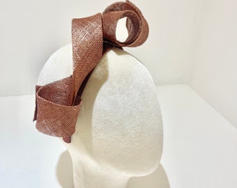 Fascinator (Lorelai) metallic copper; available in different colours
