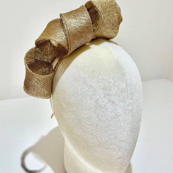 Gold fascinator (Fonteyn) available in other colours
