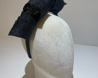 Black fascinator (Delilah) available in other colours