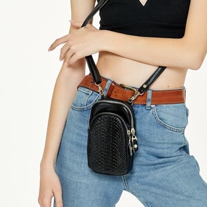 Sac pour téléphone portable, mini sac à bandoulière, petit sac à bandoulière élégant en cuir végétalien, mini sac à main de tous les jours, cadeau d'anniversaire parfait