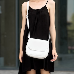 Weiße Tasche, weiße Tasche für Frau, Mädchentasche, Frauentasche Crossbody, handgefertigte Tasche, weiße Tasche, Öko-Ledertasche