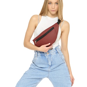 Sac à bandoulière bordeaux, ceinture élégante et pochette pour la ville, joli sac banane, bandoulière pour téléphone, mode printanière, cadeau pour la fête des mères ou une soeur