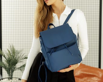 Convertible Leather Backpack Purse Women display picture 3