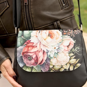 Floral Crossbody Bag, Small Purse with Flower Print, Lightweight Shoulder Bag, Boho Travel Bag, Gift for Her, Everyday Essentials