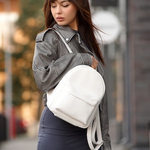 Öko Leder Rucksack Damen, Frauen Rucksack, Weißer Rucksack, Weiße Schultertasche, Frauen Messenger Rucksack, kleiner Rucksack, City Rucksack