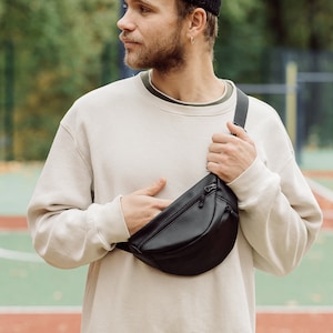 Bauchtasche, Herren Bauchtasche, Gürteltasche, Bauchtasche, Bauchtasche, Gürteltasche, Gürteltasche, handgefertigte Tasche, Schwarz, große Bauchtasche, Hüfttasche