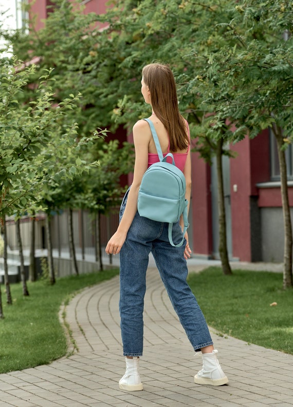Mochila de cuero eco mujer perfecta para verano mochila azul linda mochila pequena mochila de ciudad simple mochila pequena de cuero vegano Etsy Mexico