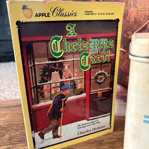Vintage Apple Classics A Christmas Carol by Charles Dickens Paperback, Christmas Book
