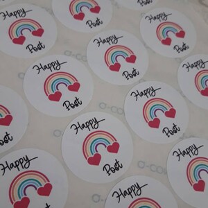 24 adesivi rotondi arcobaleno "Happy Post"