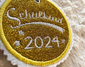 Glitzer-Anhänger Schulkind 2024/Schultüte/Anhänger/ Superglitzer/Superglitzer/gelb