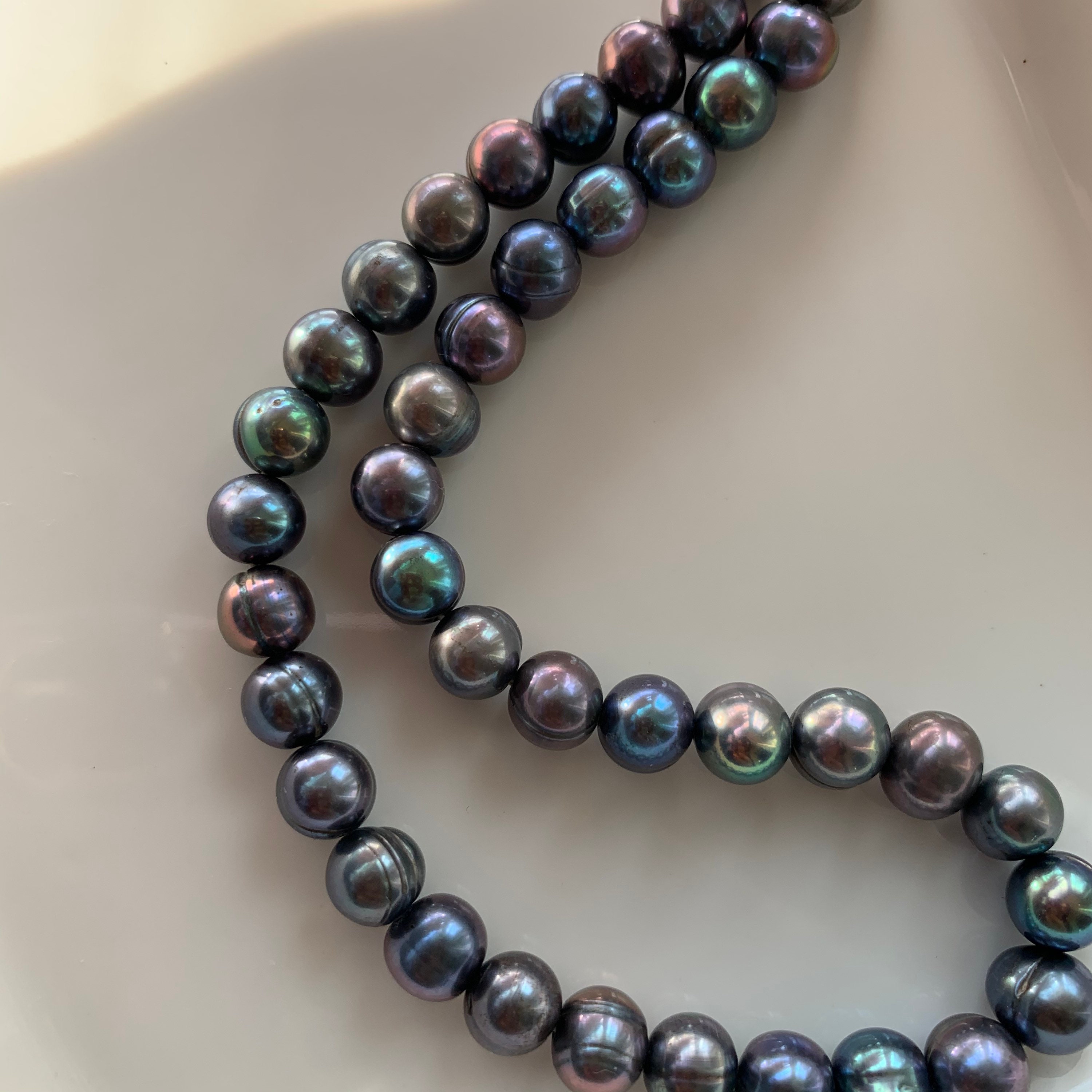 Black Peacock Pearl and Hematite Adjustable Knotted Leather Necklace f –  Sonoran Sky Jewelry