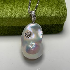 Baroque pearl necklace, large solitaire pearl necklace, baroque pearl pendant, freshwater pearl pendant necklace