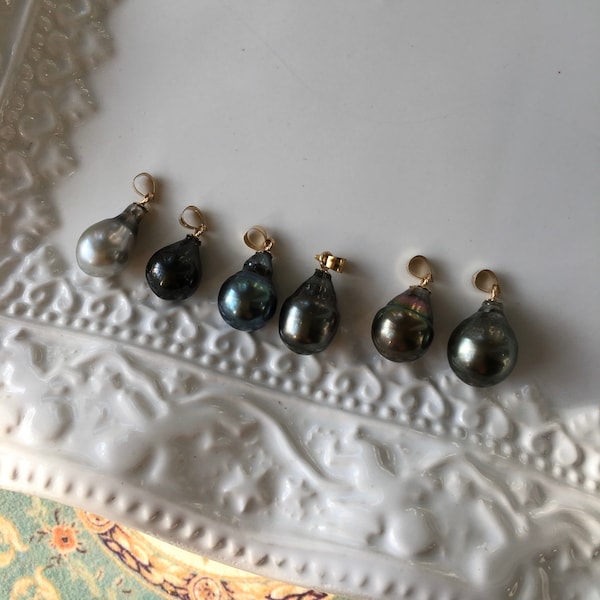 Tahitian pearl necklace ,black tahitian pearl necklace ,black baroque pearl necklace gold ,single pearl necklace ,tahitian pearl pendant