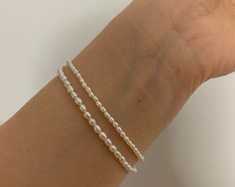 Delicate parelarmband, kleine witte parelarmband, mini parelarmband, echte parel met 14k goud gevulde gesp, 2 mm, 3 mm