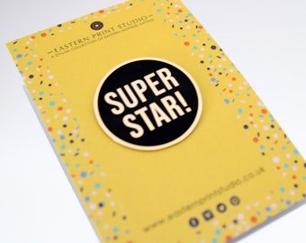Insignia exclusiva de lujo Super Star Pin