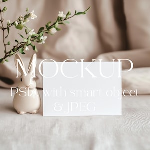Convites de Páscoa Mockup, Coelho, Caça aos Ovos, Chá de Bebê, Minimalista Boho Kids Children Card Mock Up Smart Object, Cartão Mockup Berçário Mockup