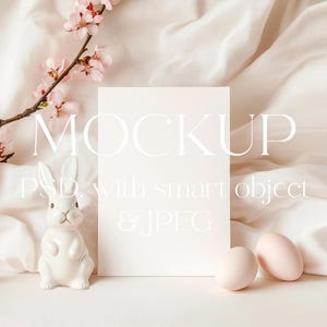Mockup di inviti pasquali, coniglietto, caccia alle uova, baby shower, mockup di biglietti per bambini minimalisti Boho, oggetto intelligente, mockup di biglietti per bambini