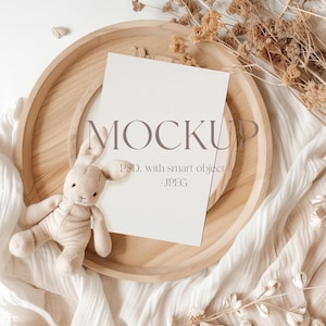 Babyshower uitnodigingen mockup, Pasen, verjaardag, feest minimalistisch Boho uitnodigen kinderen kaart mock-up, slim object, kaart mockup, kinderkamer mockup
