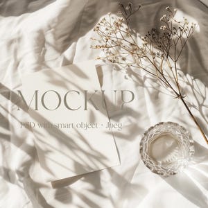 Mockup trouwkaarten, minimalistische boho-uitnodigingskaart mock-up, PSD slim object, JPG, modern kaartmodel, uitnodigingsmodel
