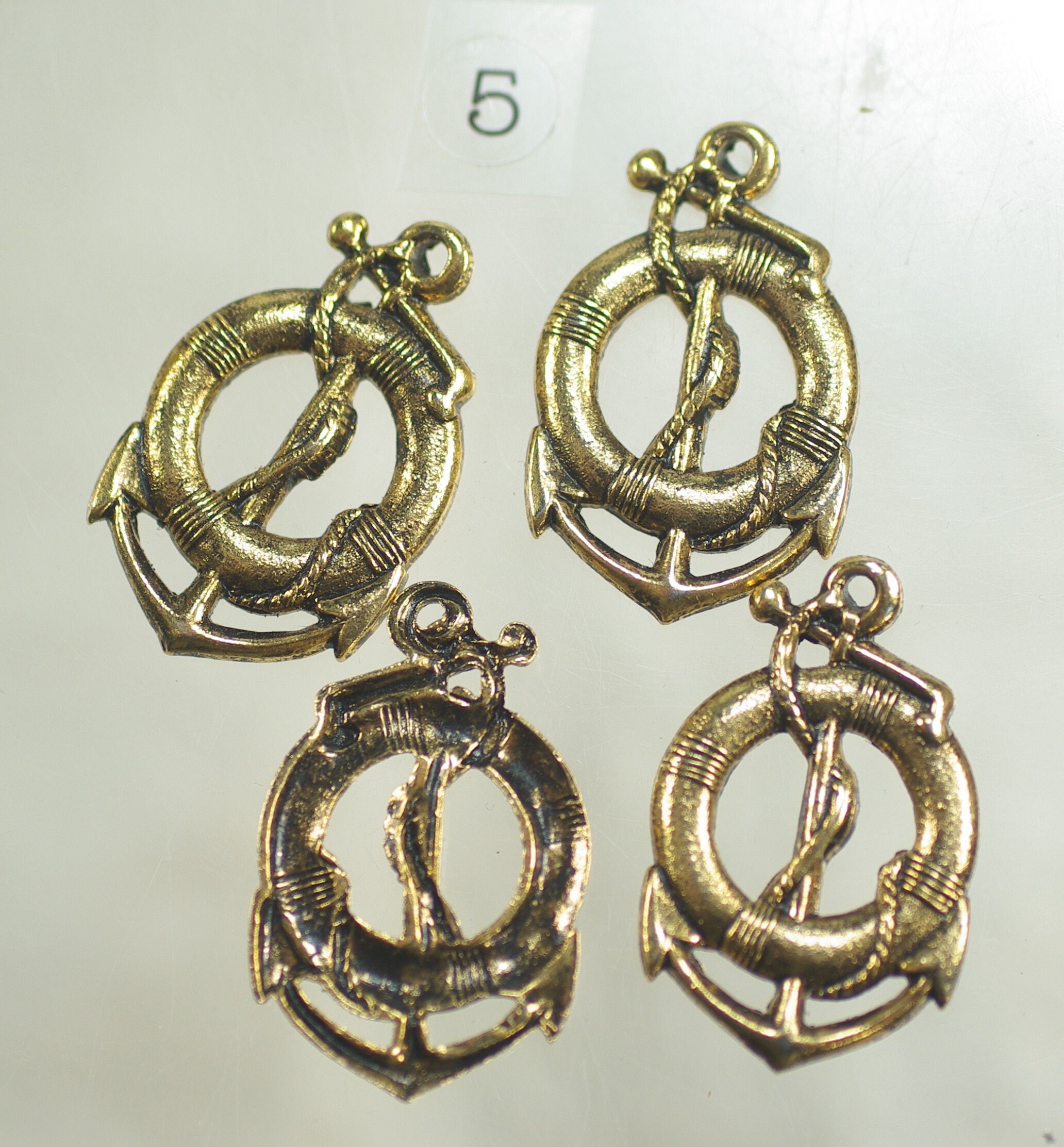 22金 チャーム 錨と帆船のデザイン 22金 チャーム 錨と帆船のデザイン