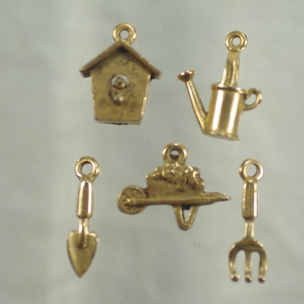 Vintage Brass Garden Tool Charms, Garden Tool Charm Gift, DIY Garden Charm Earrings Brooch, DIY Friend Charm Gift, Fairy Garden Supply, 1pc