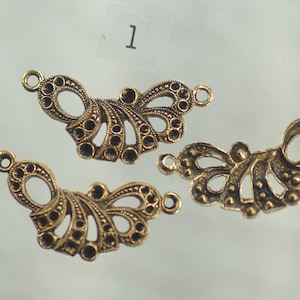 Gold Brass Victorian Rhinestone Setting Connectors for Jewelry Making, Gold Ribbon Connectors Under 10, Rhinestone Necklace Supply, 1-2pc