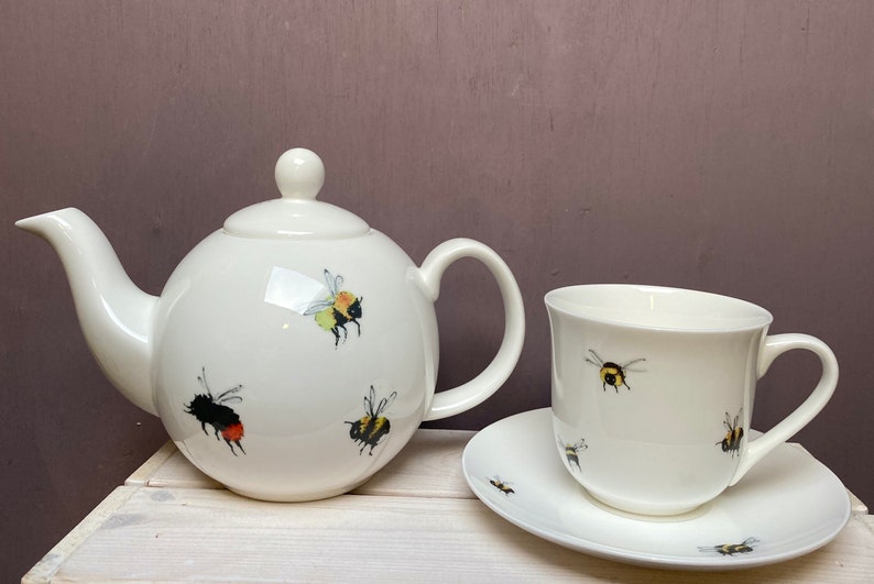 Bee Teapot / 23 Cup Bone China / Bee Gift / Gift Idea for Etsy
