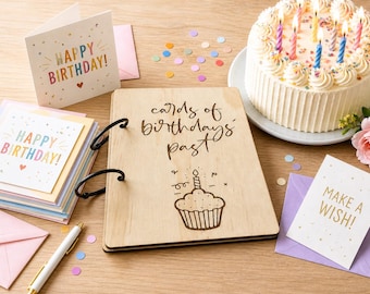 Porta-cartões de aniversário personalizado: Porta-cartões gravado com 2 argolas